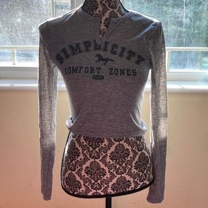 🟣5 for $20 Grey long sleeve horse print shirt